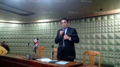 عبد الفتاح ابراهيم يستقيل من رئاسة المؤسسة الثقافية والجامعة العمالية