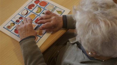 دراسة تتوصل الى برنامج إلكتروني لتدريب المخ للحد من مخاطر الخرف عند البالغين