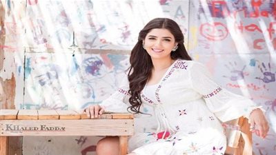 مي عمر تتألق في جلسة تصوير جديدة.. (صور)