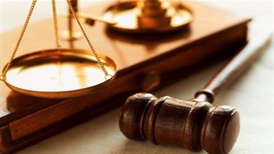 تأجيل إعادة محاكمة 156 متهما بـ