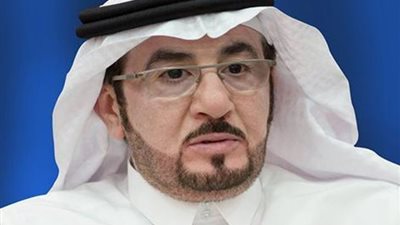 وزير العمل يمنع الاستقدام للمهن المأهولة بالكوادر الوطنية