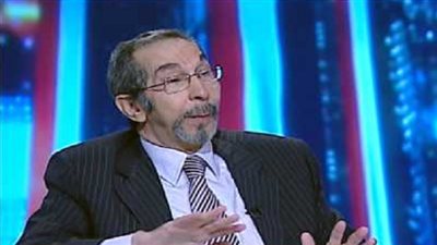 خبير اقتصادي: تصريحات محاربة ارتفاع الدولار 