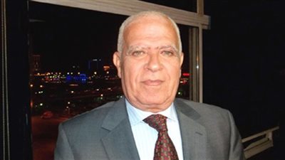 دبلوماسي سابق يكشف سبب فشل القمة العربية في موريتانيا (فيديو)