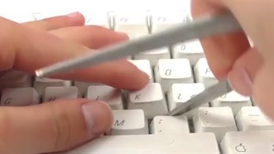 أفكار لإعادة استخدام لوحة مفاتيح قديمة