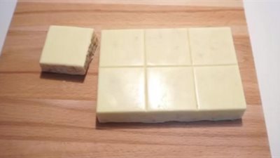 شاهد.. طريقه عمل لوح شوكولاته