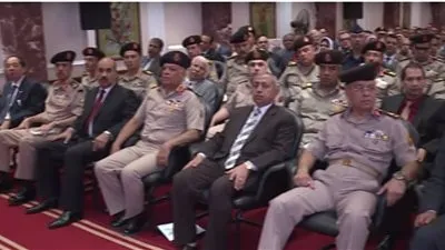 رئيس جامعة الفيوم يشهد فعاليات المعرض العلمي السنوى للكلية الفنية العسكرية