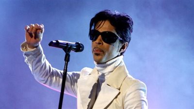 رفض طلبات لوراثة المغني الأميركي برنس