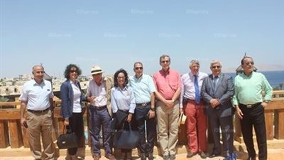 نواب مجلسي العموم البريطاني  في زياة لشرم الشيخ 