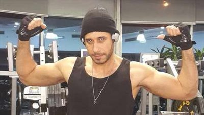 أحمد السعدني يكشف عن شبيهه 