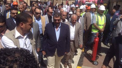 وزير قطاع الأعمال: ٦ شهور مهلة للنصر للسيارات لإعادة الهيكلة.. أو 