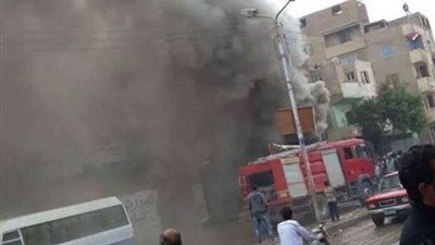 احتراق 12 تنك زيوت في حريق مصنع أكتوبر