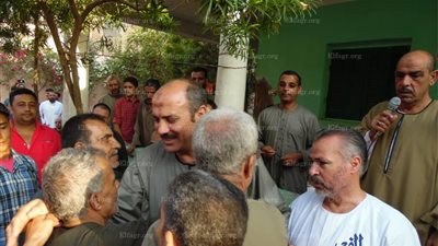 تغريم عائلة 600 ألف جنيه وتقديم الكفن لإنهاء خصومة ثأرية بالمنوفية.. (صور)