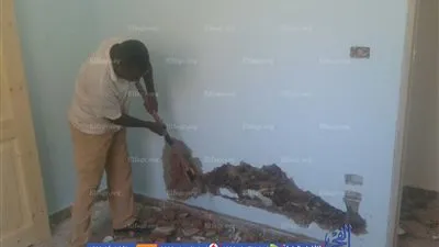 إزالة طوابق مخالفة من عقار سكنى بالإسكندرية ..(صور)