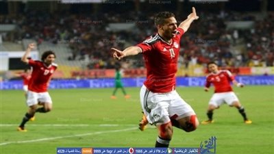 بالصور.. هل يتسبب رمضان صبحي في أزمة دبلوماسية بين ألمانيا وبريطانيا؟!