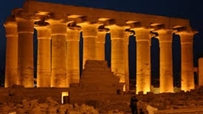 السفير الياباني بالقاهرة يزور محافظة الأقصر