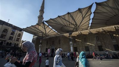 نيويورك تايمز: مصر تفقد نفوذها الإقليمي لصالح إيران والسعودية