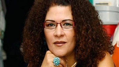 فاطمة ناعوت تنعى أحمد زويل