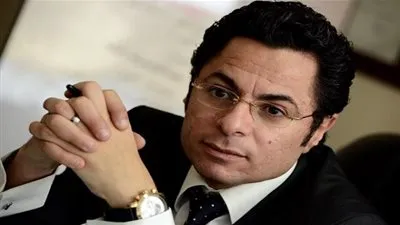 خالد أبو بكر ينعي العالم الكبير أحمد زويل