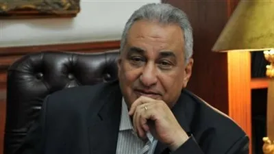 سامح عاشور يعرب عن دعمه للمحامي المعتدي عليه من 