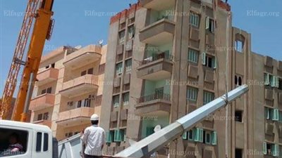 جهاز العاشر من رمضان يزيل برج 