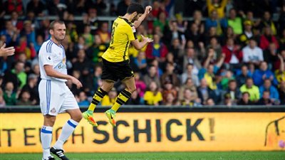 بالفيديو.. سندرلاند يتعادل مع دورتموند وديًا   