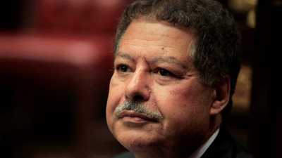 هؤلاء استقبلوا جثمان 