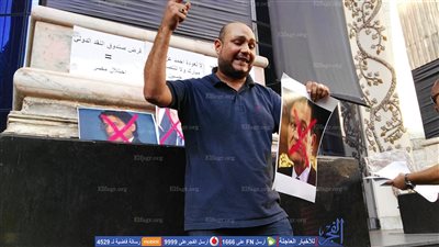 قوات الأمن تتصدى للوقفة الرافضه لـ قرض 