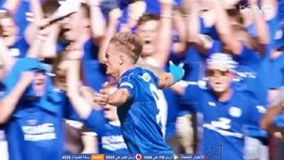 بالفيديو .. فاردي يدرك التعادل لليستر سيتي أمام مانشستر يونايتد 