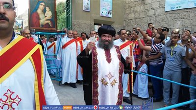 الآلاف يحتفلون بالسيدة العذراء بجبل أسيوط الغربي  (فيديو وصور)