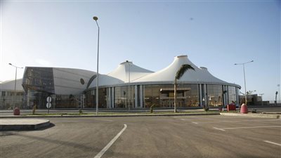 الثلاثاء.. شرم الشيخ تستقبل أول طائرة 