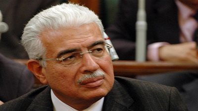 ننشر أسباب رفع نظيف وعائلته من التحفظ عل­ي أموالهم