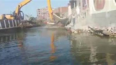 ازالة 17 حالة ورد نيل و25 تعدى على املاك الرى والصرف فى الدقهلية 