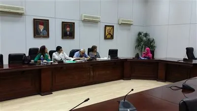 اللجنة العلمية بوزارة الآثار تلتقي بالمتقدمين لوظيفة معاون الوزير 