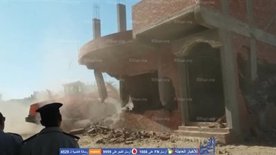  إزالة 92 حالة تعدٍ على أرض أملاك دولة بالمنيا ..(صور)