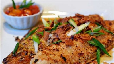 طريقة عمل سمك الأروس مع صوص الشبت