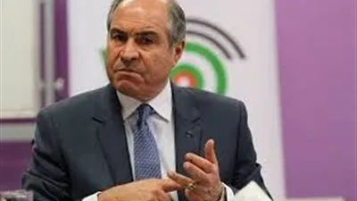 رئيس الوزراء الأردني يؤكد أهمية دور ومكانة مصر في الحفاظ على أمن واستقرار المنطقة
