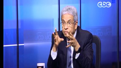 عبدالمنعم سعيد: على مصر تحقيق 7% نمو وإلا ستكون في سكة الندامة