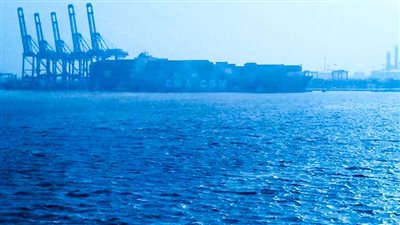 21 سفينة في انتظار عبور ميناء دمياط 