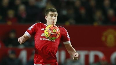 سندرلاند يعلن تعاقده مع ثنائي دفاع مانشستر يونايتد