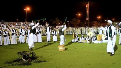 انطلاق مسابقة الفنون الشعبية بسوق عكاظ بمشاركة 