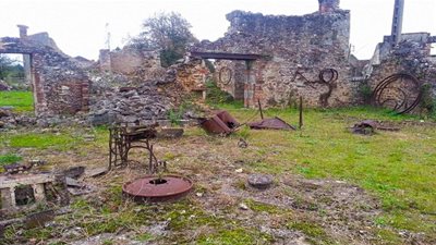  أورادور سور غلان قرية فرنسية قتل النازيون سكانها