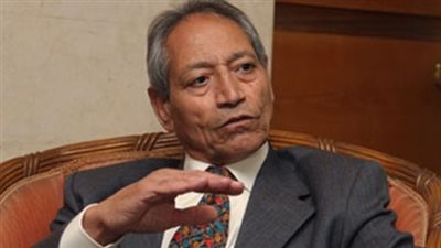 خبير اقتصادي: الحكومة تخدع المواطنين