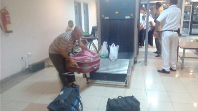  طوارىء بميناء سفاجا لسفر 22 الف راكب من عمالة خدمة الحجاج ..(صور)