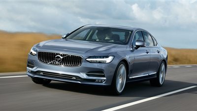 بعد أعلان اسعارها رسميًا.. فولفو تؤجل تصدير سيارتها الجديدة 