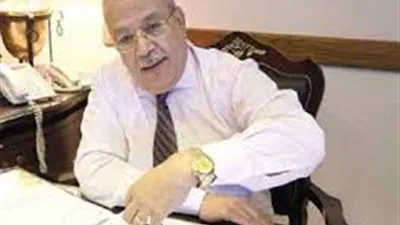 سمير صبري يطالب برفع الحصانة البرلمانية عن نواب 