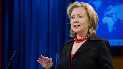 محلل سياسي: هيلاري كلينتون تحظى بشعبية كبيرة بسبب زوجها (فيديو)