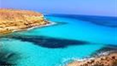 وسائل الاعلام العمانية تدعم السياحة المصرية بتقرير عن مطروح