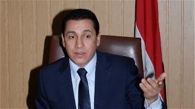 محافظ الشرقية السابق يتهم المعلمين بشن حملة لتفريغ المدارس من الطلبة