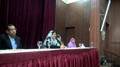 مركز إعلام قنا يناقش