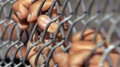 ضبط تشكيل عصابي تخصص في تزوير الشهادات الدراسية  بالقاهرة 